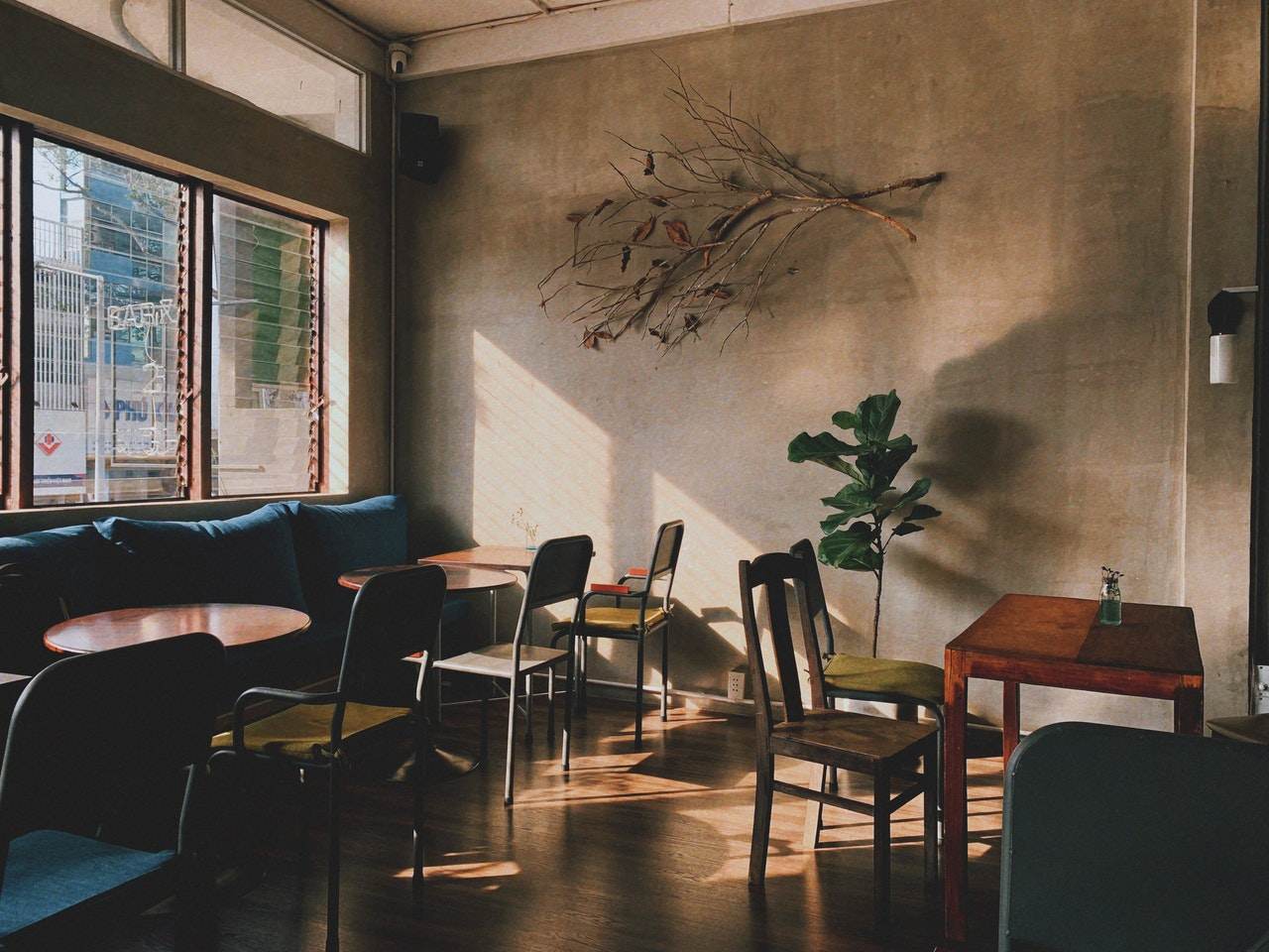 Empty cafe